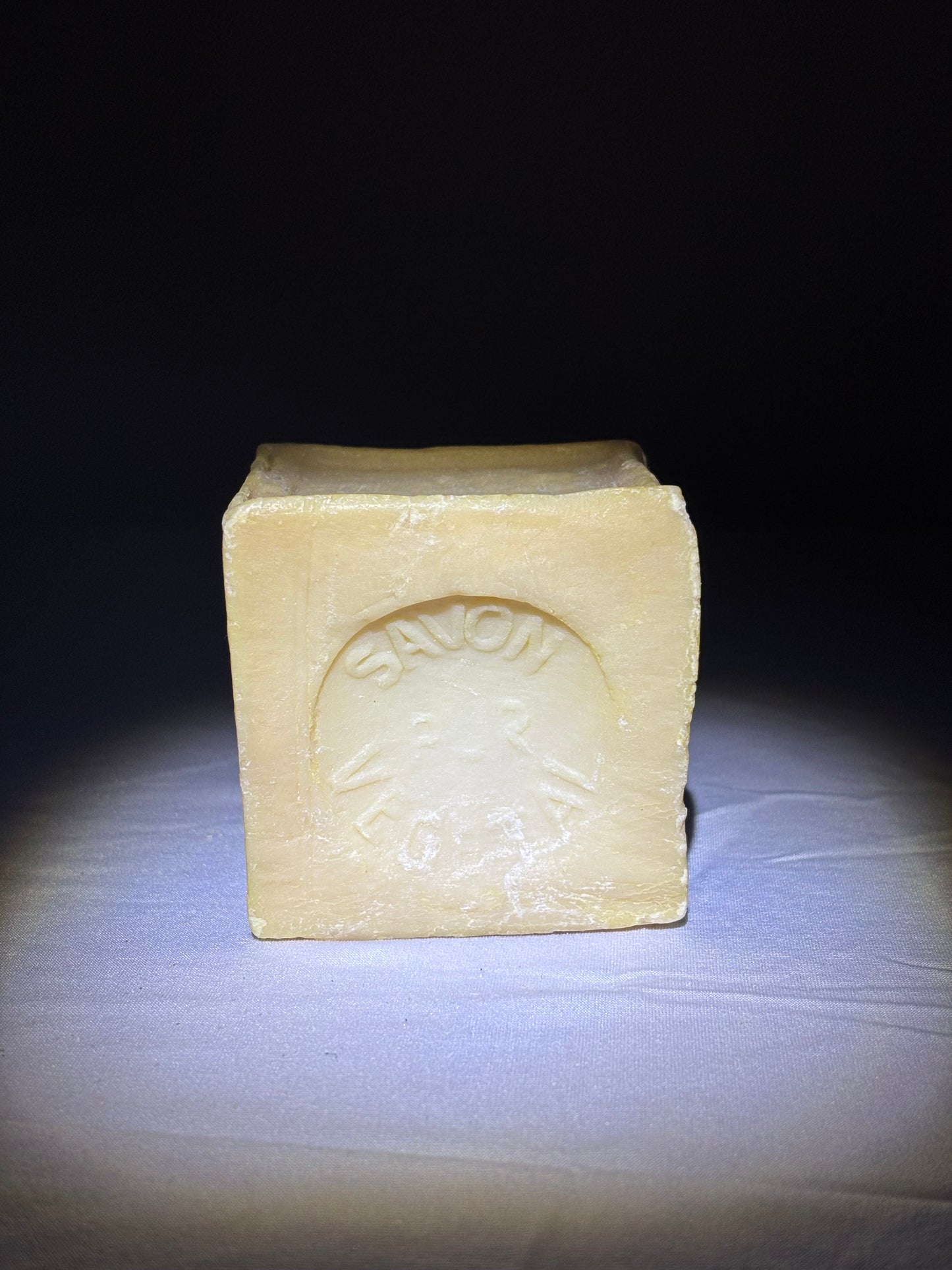 Savon de Marseille – Naturel & Authentique | Soin Doux Corps & Visage